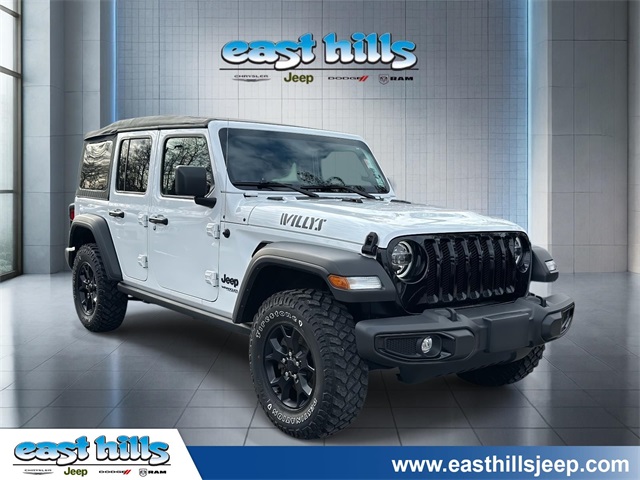 2022 Jeep Wrangler Unlimited Sahara Altitude 4WD