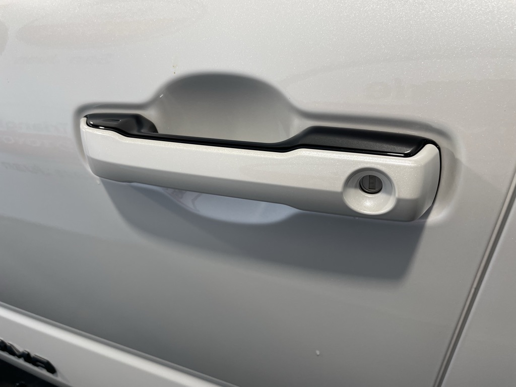 Thumbnail: 2025 Toyota Tacoma - 14