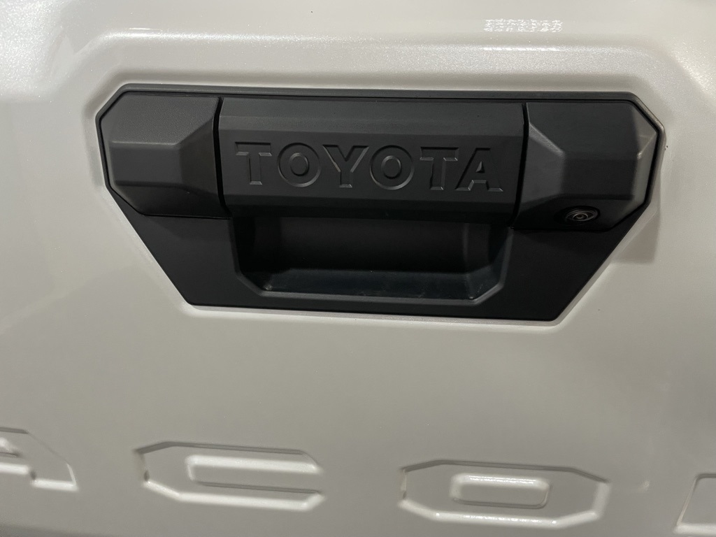Thumbnail: 2025 Toyota Tacoma - 18