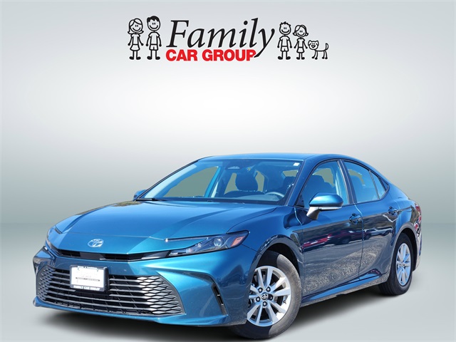 2025 Toyota Camry LE FWD