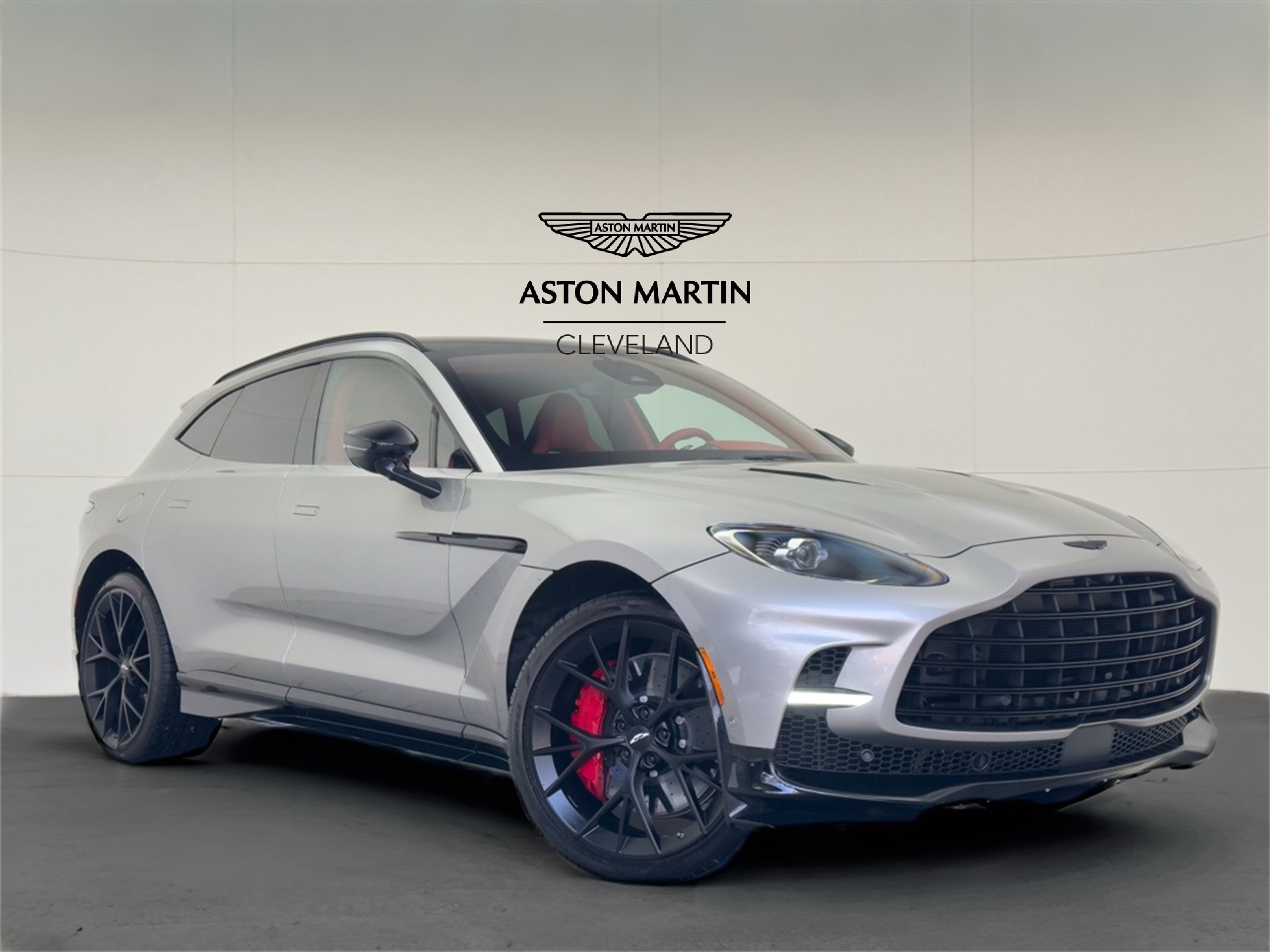 2025 Aston Martin DBX 707 AWD