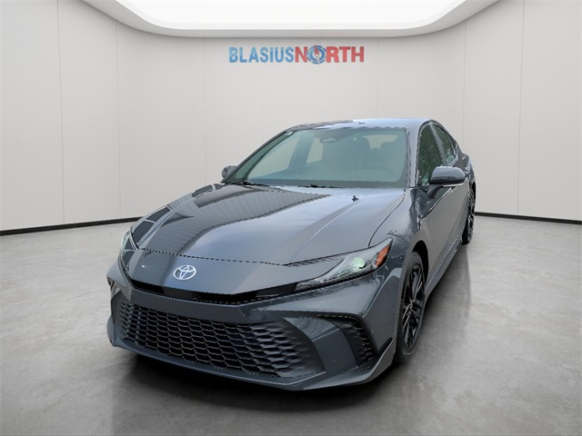 2025 Toyota Camry SE AWD