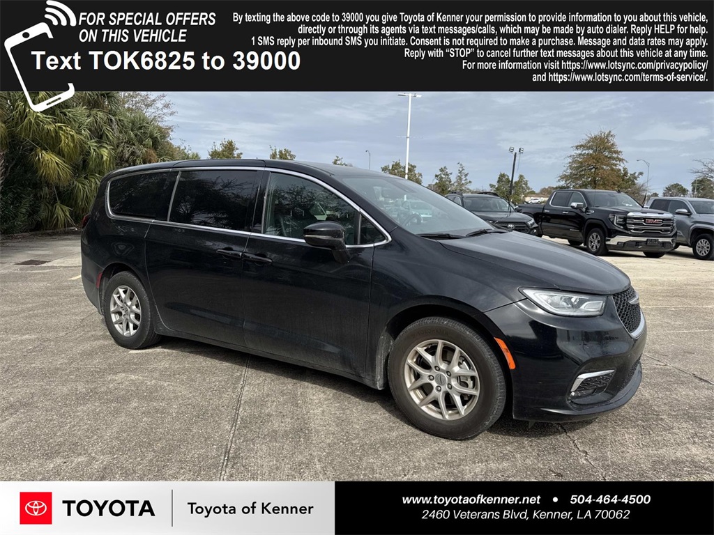 2025 Chrysler Pacifica Select FWD