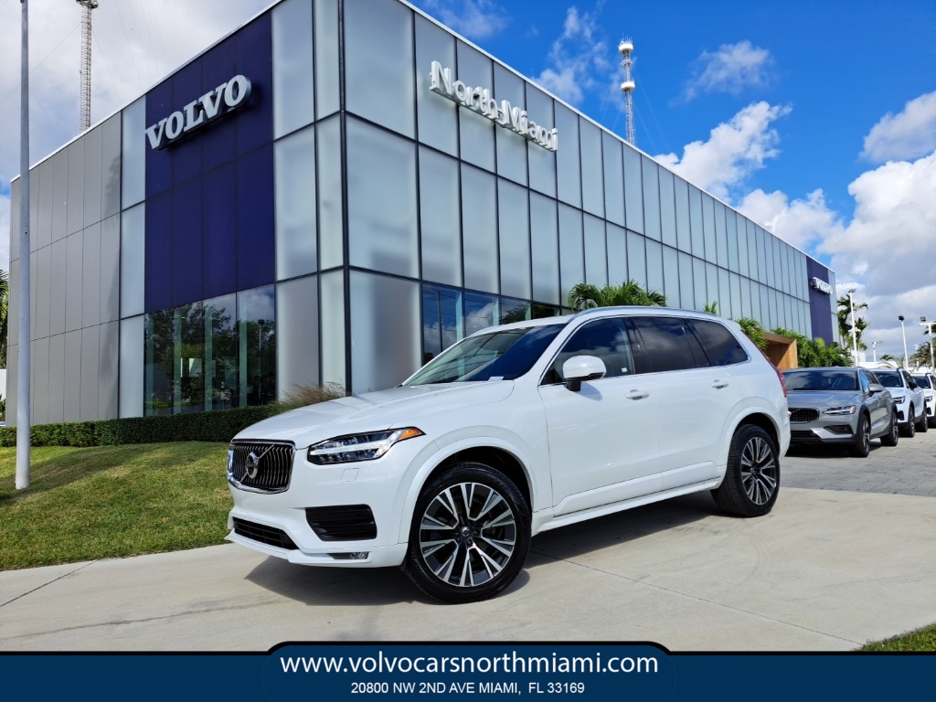 2021 Volvo XC90 T5 Momentum