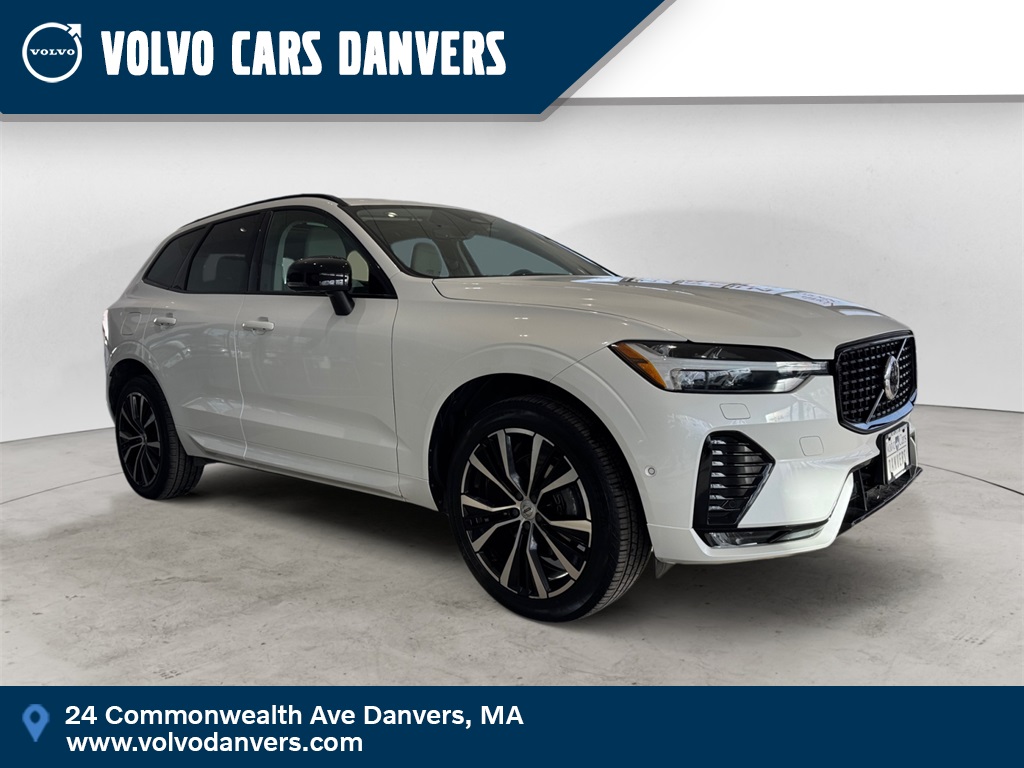 2023 Volvo XC60 B5 Plus Dark Theme AWD