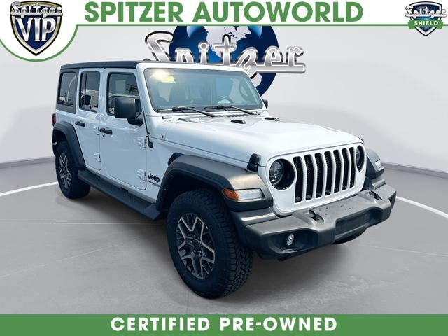 Bright White Clearcoat 2022 Jeep Wrangler SUV / Crossover Four-Wheel Drive 8-Speed Automatic