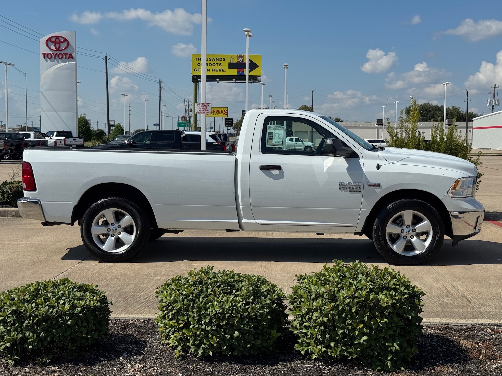 2023 Ram 1500 Classic Tradesman - 11
