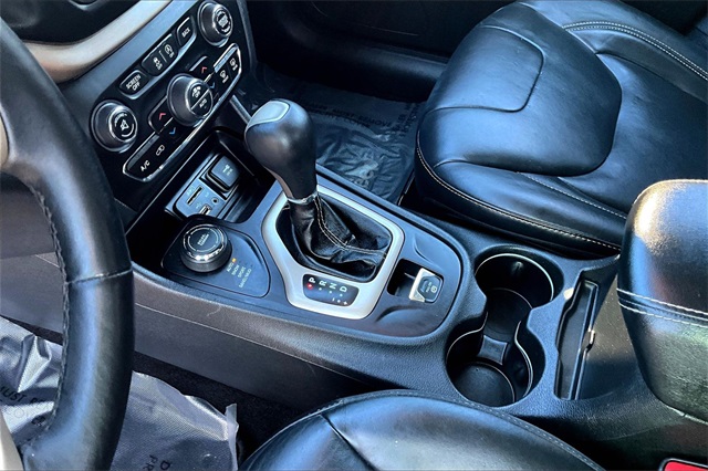 Used 2017 Jeep Cherokee For Sale in Gloucester, MA