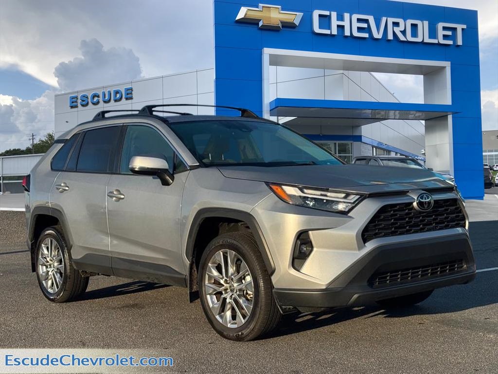 2025 Toyota RAV4 XLE Premium FWD