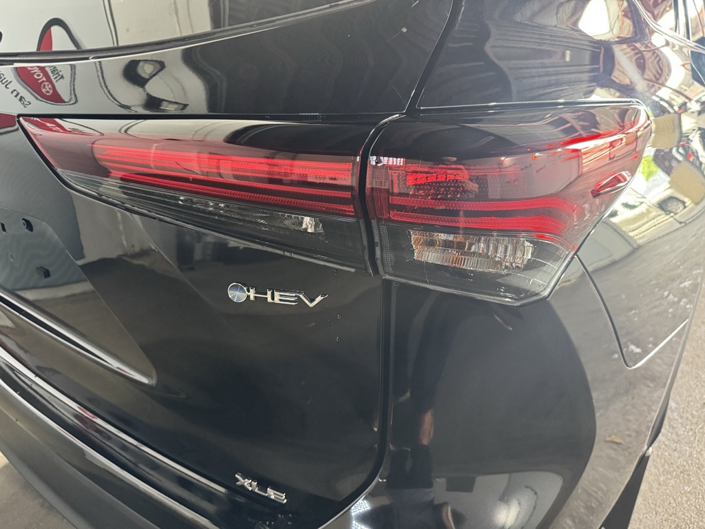 Thumbnail: 2025 Toyota Highlander - 17