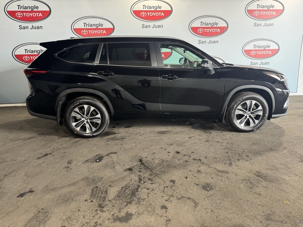 Thumbnail: 2025 Toyota Highlander - 6