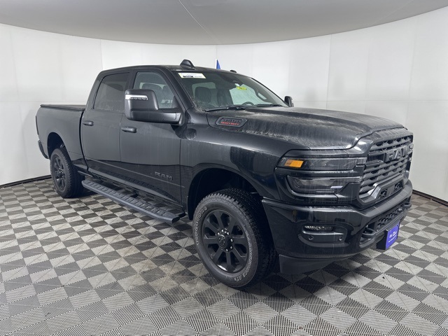 2025 RAM 3500 Big Horn Crew Cab 4WD