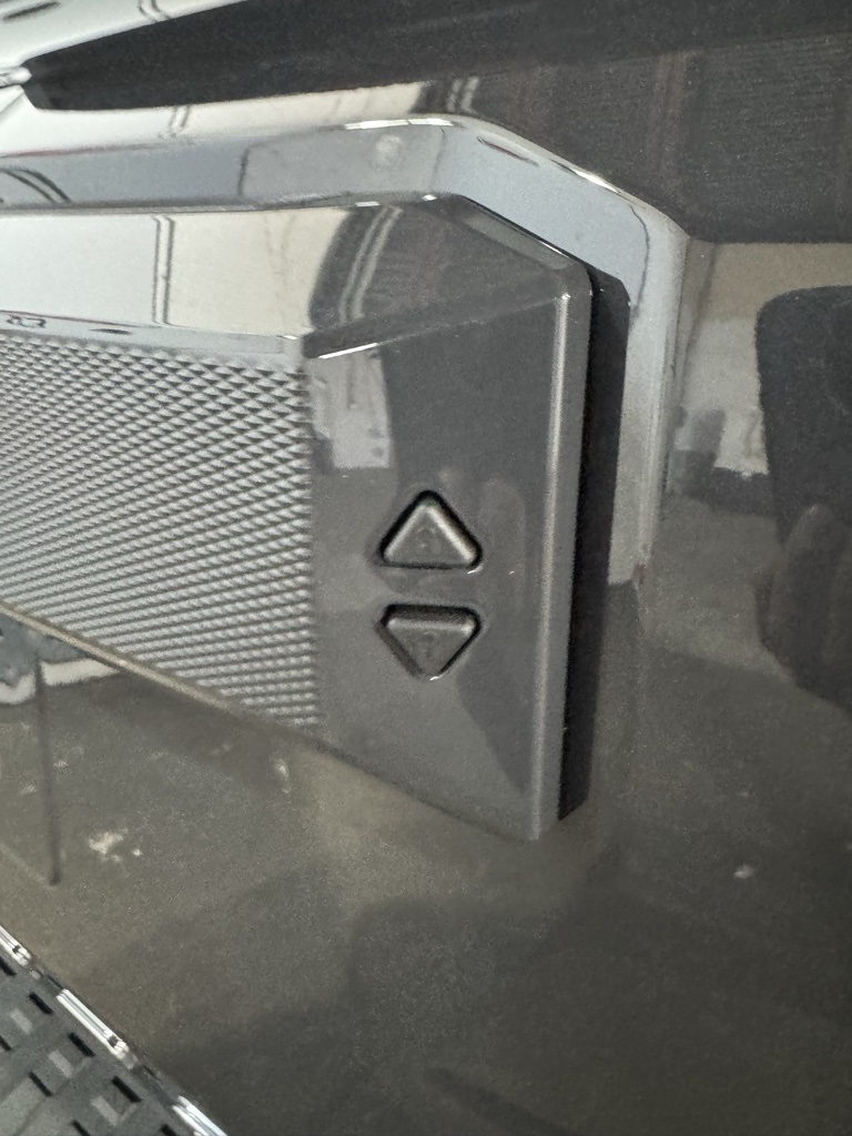 Thumbnail: 2025 Toyota 4Runner - 20