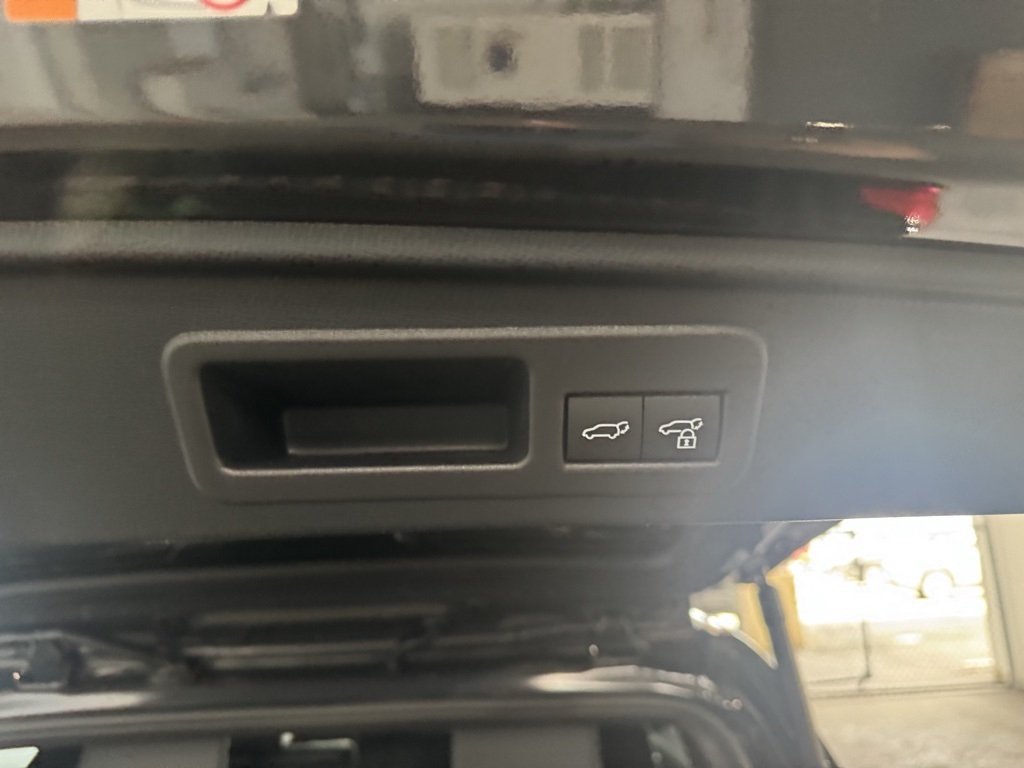 Thumbnail: 2025 Toyota 4Runner - 25