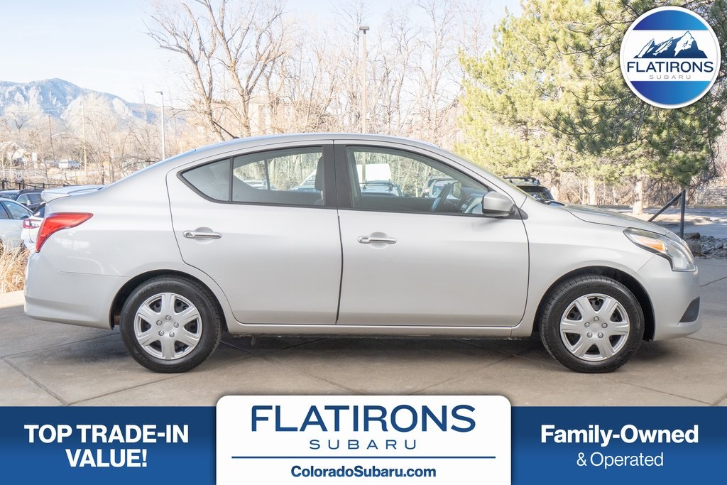 2017 Nissan Versa SV