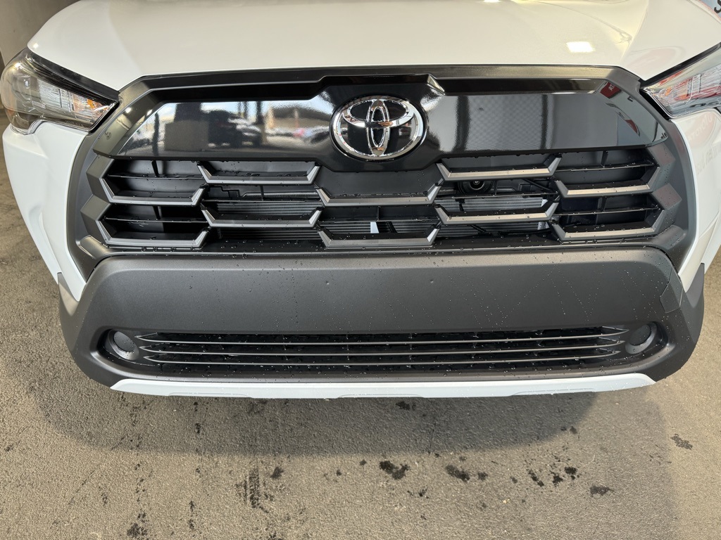 Thumbnail: 2026 Toyota Corolla Cross - 14