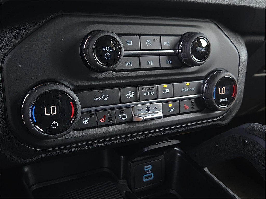 New 2025 Ford Bronco For Sale in Farmington, AR