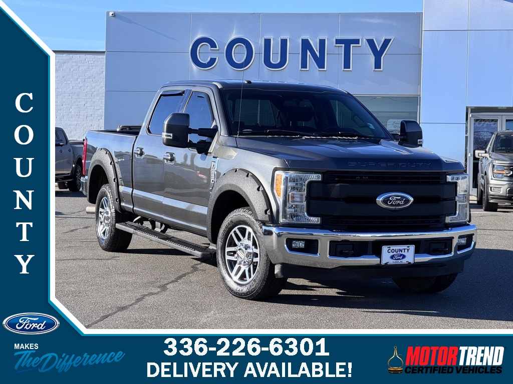 2017 Ford F-350 Super Duty Lariat Crew Cab