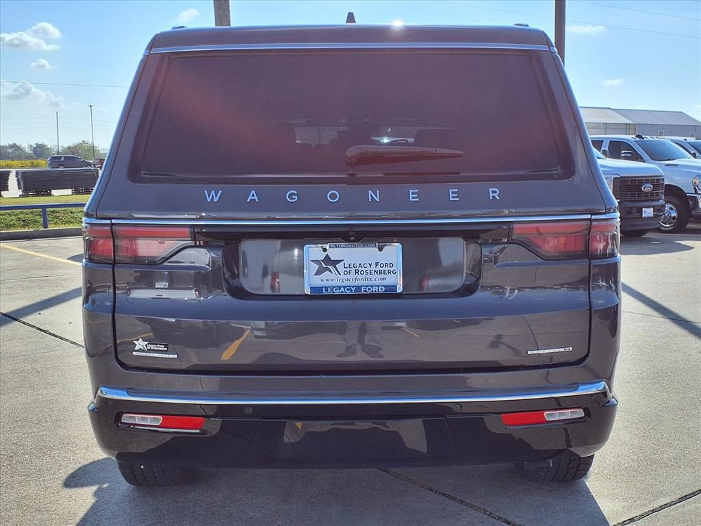 2022 Jeep Wagoneer Series III Gray at River Oaks CDJR