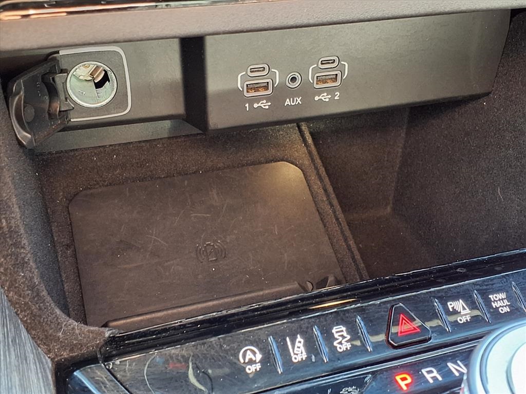 2022 Jeep Wagoneer Series III Gray at River Oaks CDJR