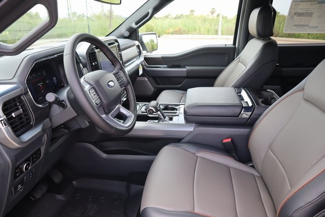 2025 Ford F-150 Lariat - 9