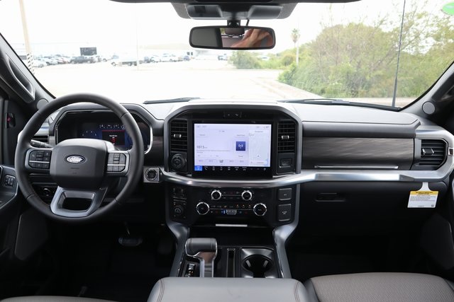 2025 Ford F-150 Lariat - 10