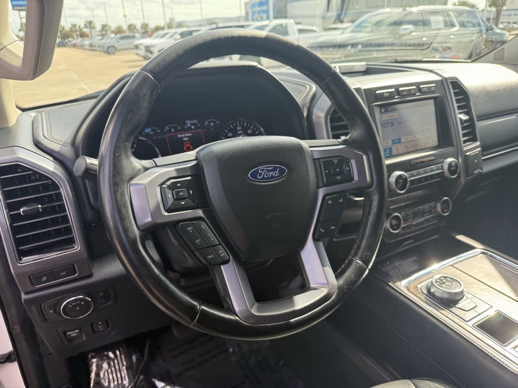 2019 Ford Expedition Platinum White at Ultimate Motorsports