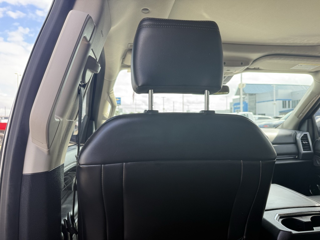 2019 Ford Expedition Platinum White at Ultimate Motorsports