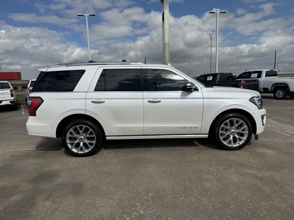 2019 Ford Expedition Platinum White at Ultimate Motorsports