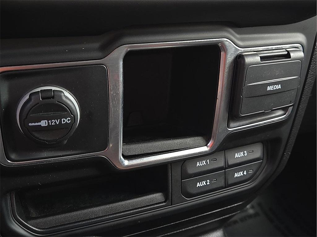 Used 2021 Jeep Gladiator For Sale in Farmington, AR