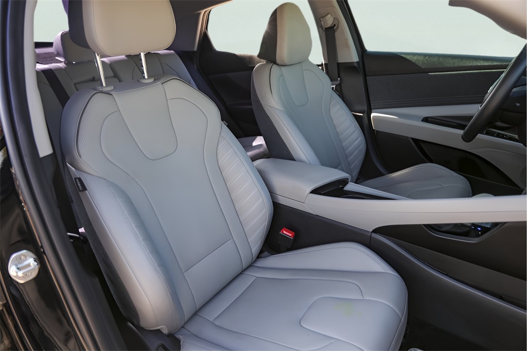 Used Car 2023 Hyundai Elantra  Limited For Sale Under $25,000 In Austin, Texas