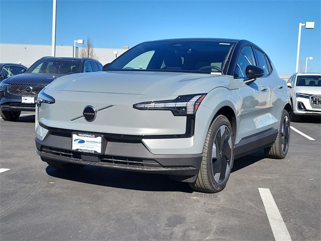 2026 Volvo EX30 Twin Plus eAWD