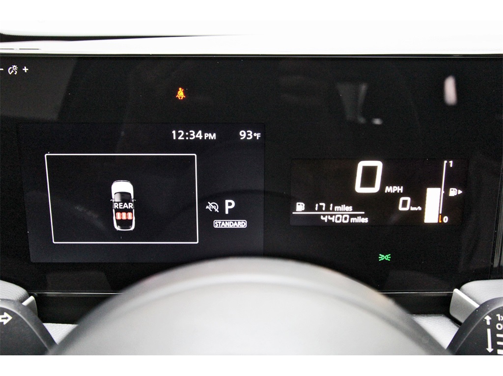 2025 Nissan Kicks S - 11