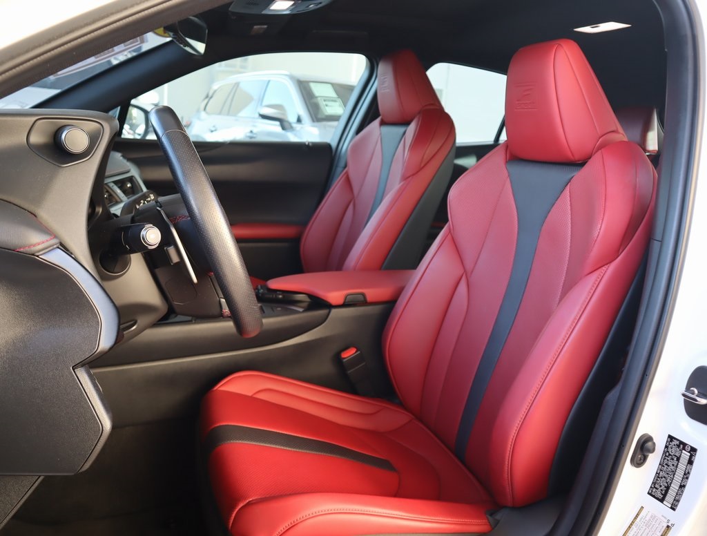 Thumbnail: 2020 Lexus UX - 25