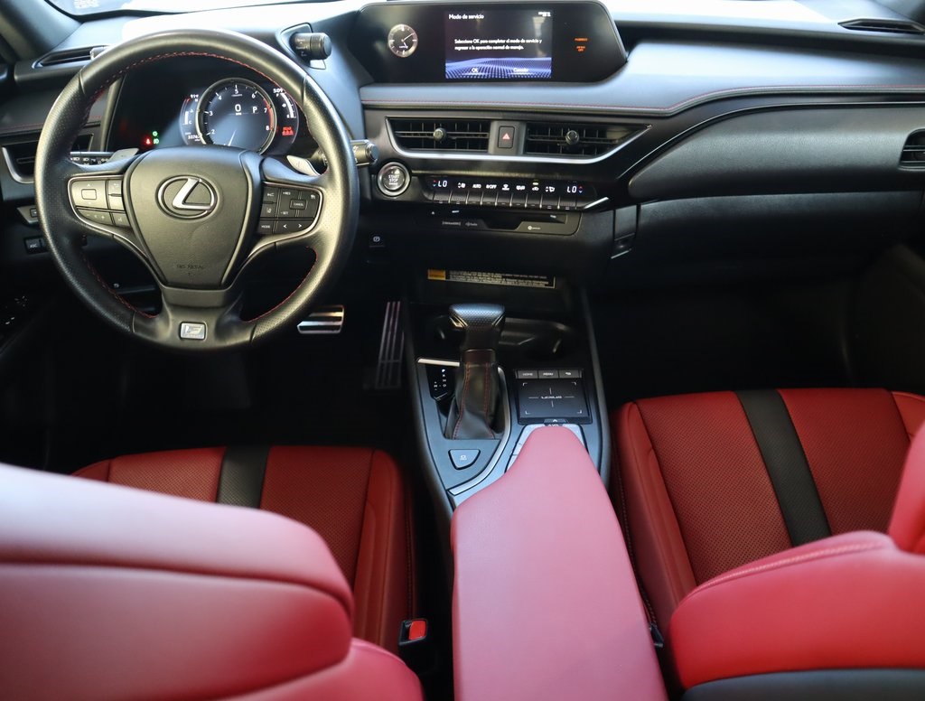 Thumbnail: 2020 Lexus UX - 31