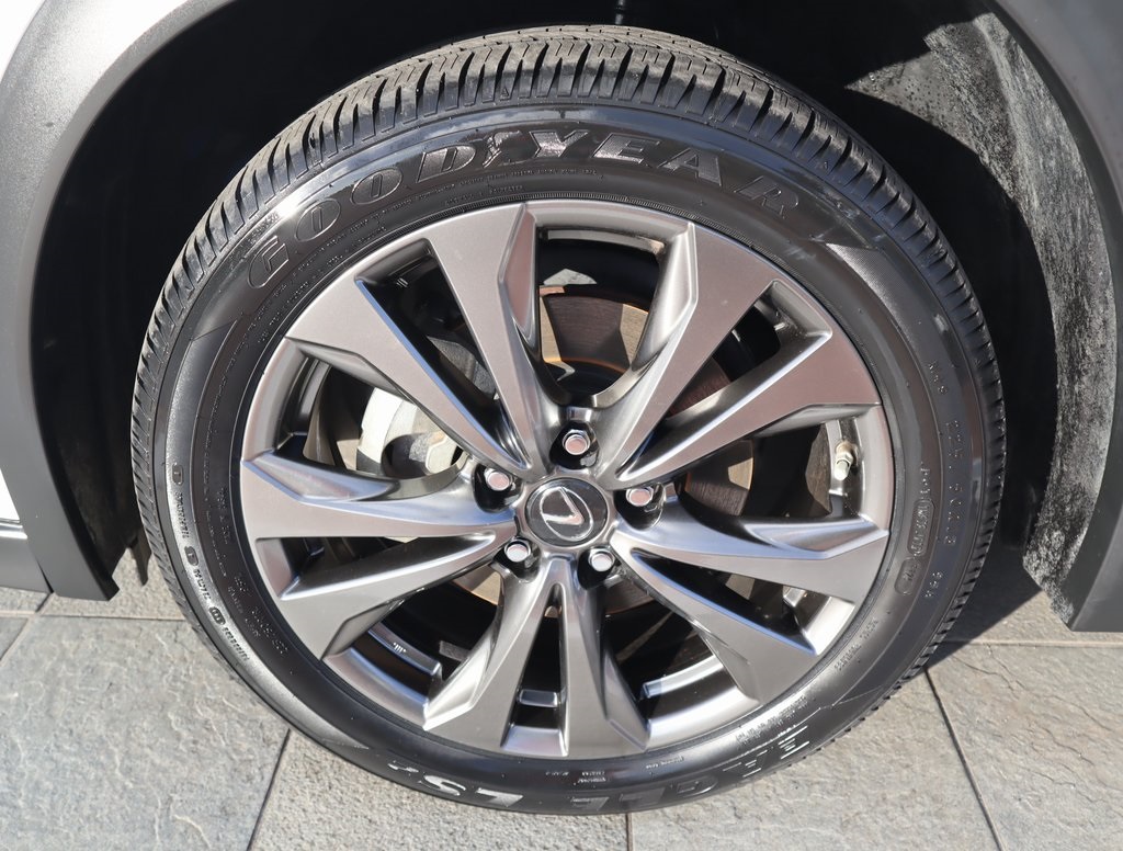 Thumbnail: 2020 Lexus UX - 9