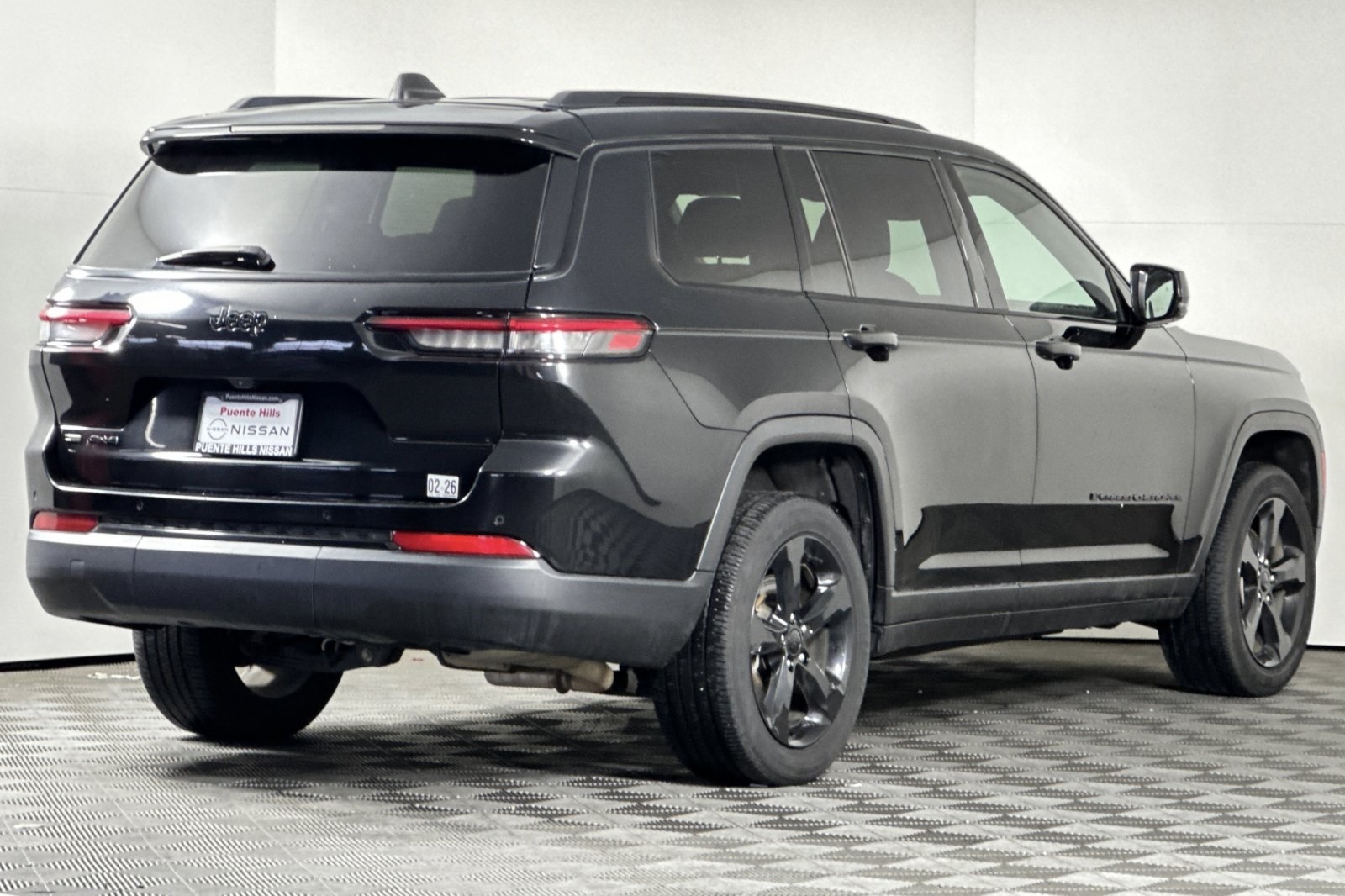 2023 Jeep Grand Cherokee Altitude photo 3