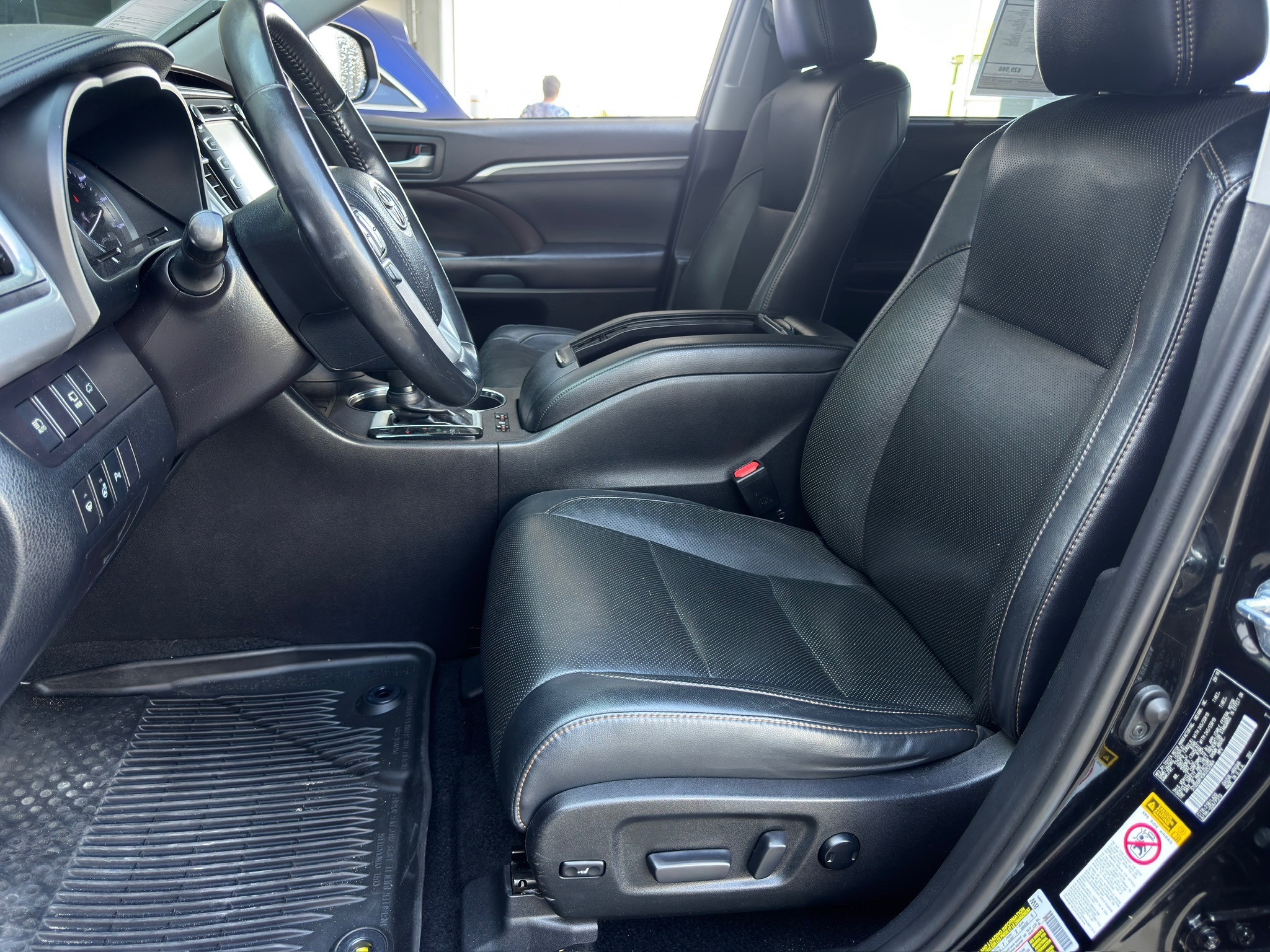 2019 Toyota Highlander Hybrid Limited Platinum Black at Gullo Toyota