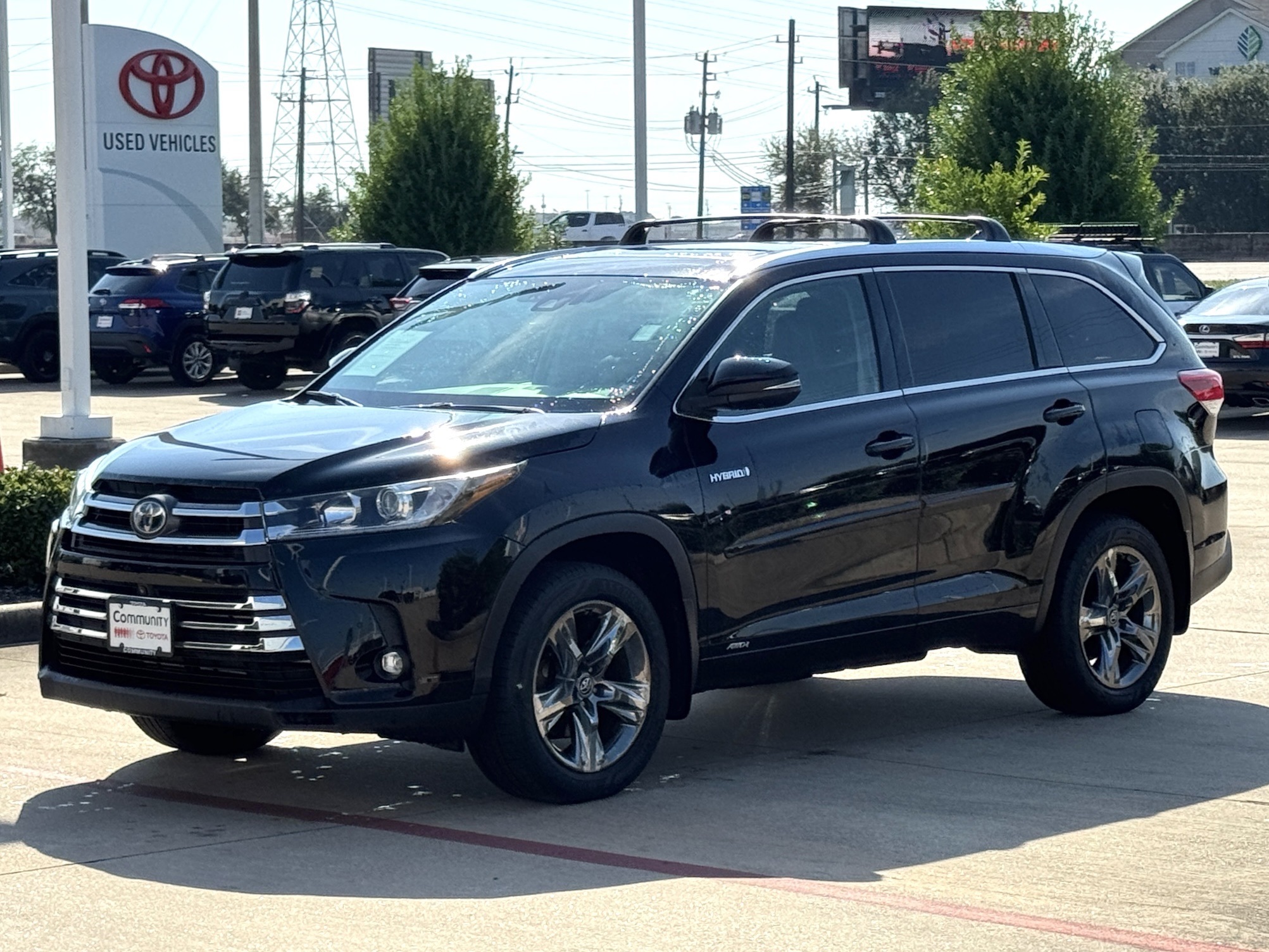 2019 Toyota Highlander Hybrid Limited Platinum Black at Gullo Toyota