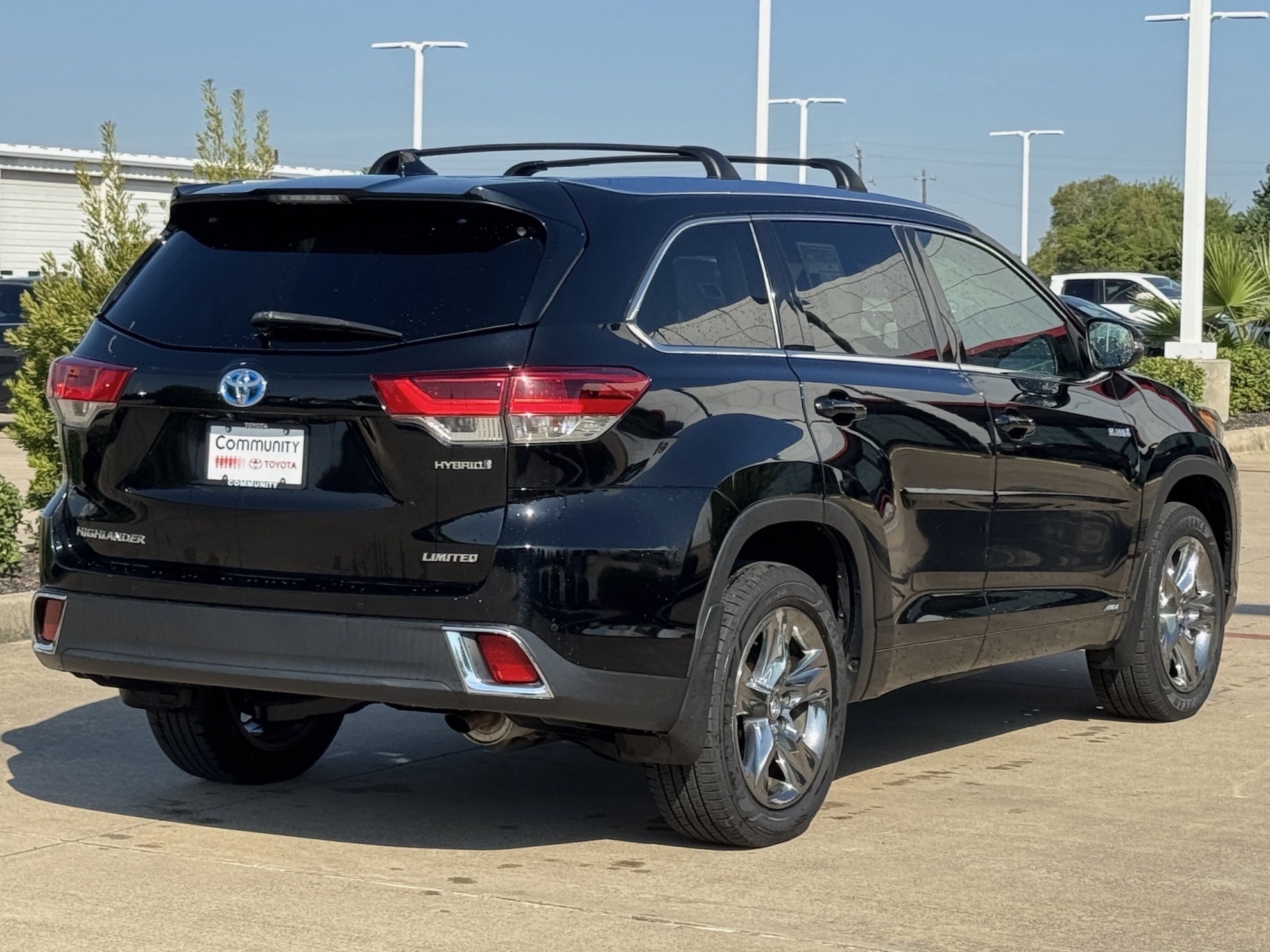 2019 Toyota Highlander Hybrid Limited Platinum Black at Gullo Toyota