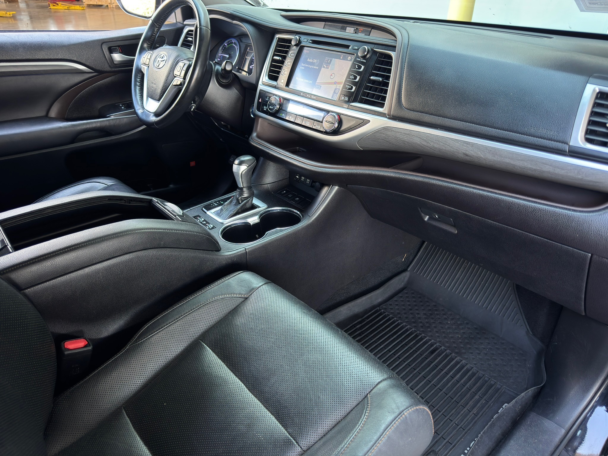 2019 Toyota Highlander Hybrid Limited Platinum Black at Gullo Toyota