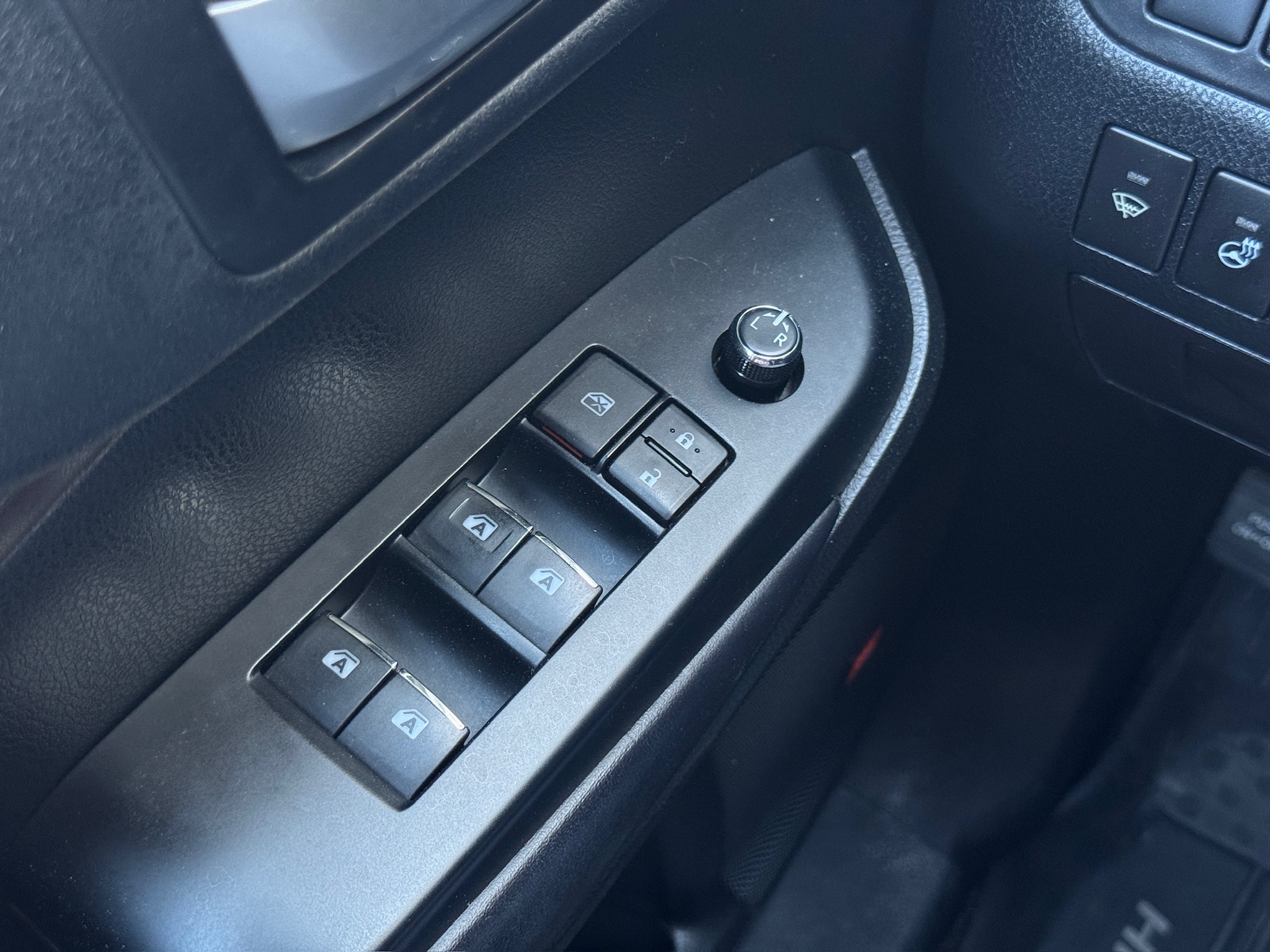 2019 Toyota Highlander Hybrid Limited Platinum Black at Gullo Toyota