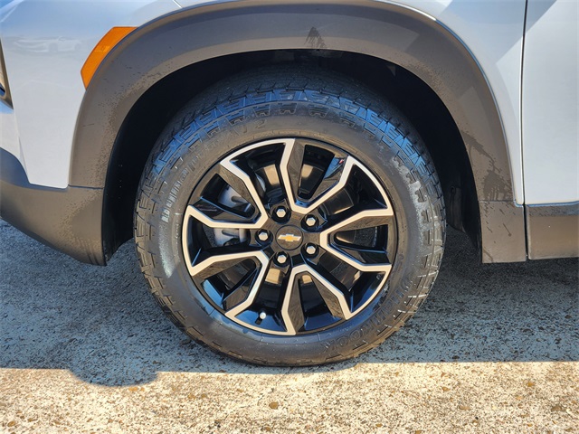 2023 Chevrolet TrailBlazer ACTIV White at AutoSavvy Houston Northwest