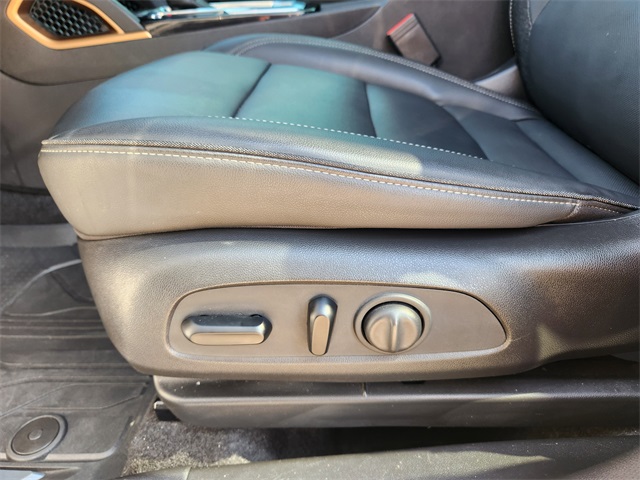 2023 Chevrolet TrailBlazer ACTIV White at AutoSavvy Houston Northwest