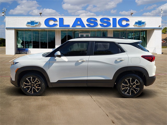 2023 Chevrolet TrailBlazer ACTIV White at AutoSavvy Houston Northwest