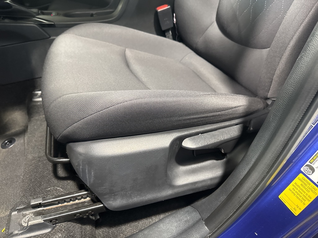 Thumbnail: 2024 Toyota Corolla Cross - 31