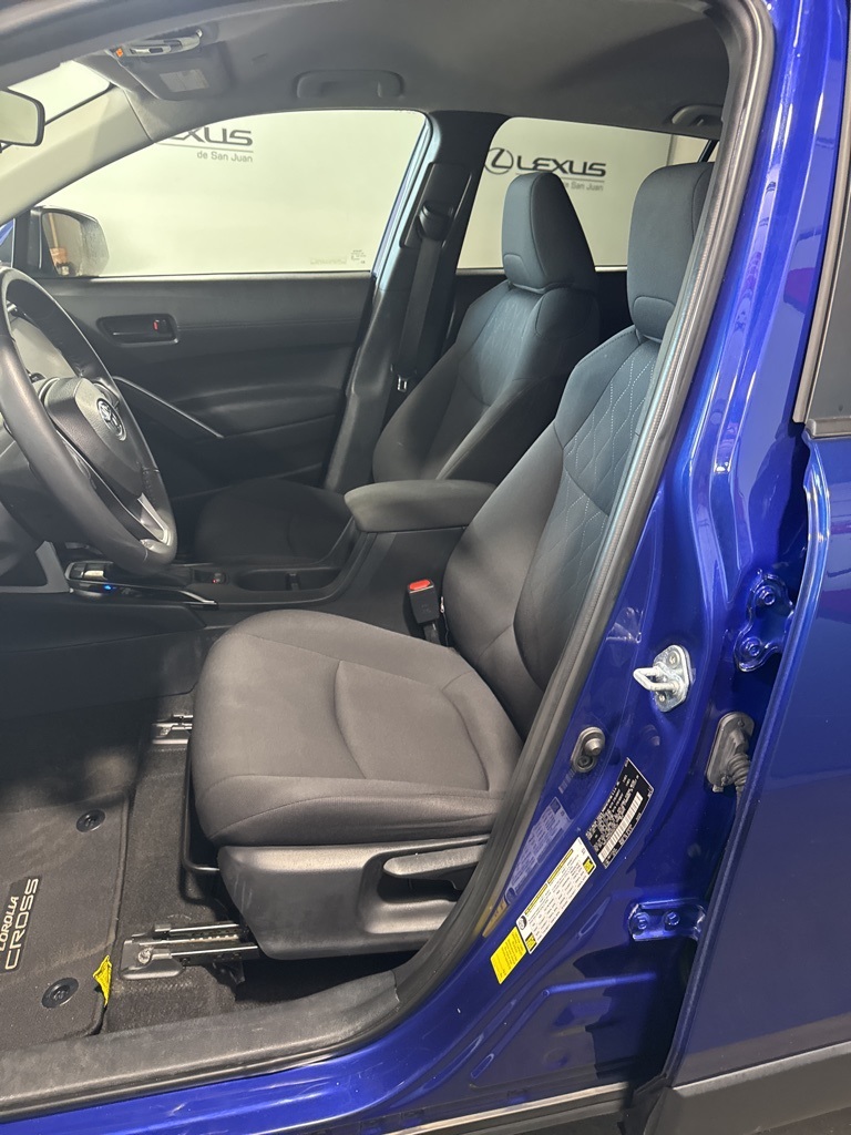 Thumbnail: 2024 Toyota Corolla Cross - 32