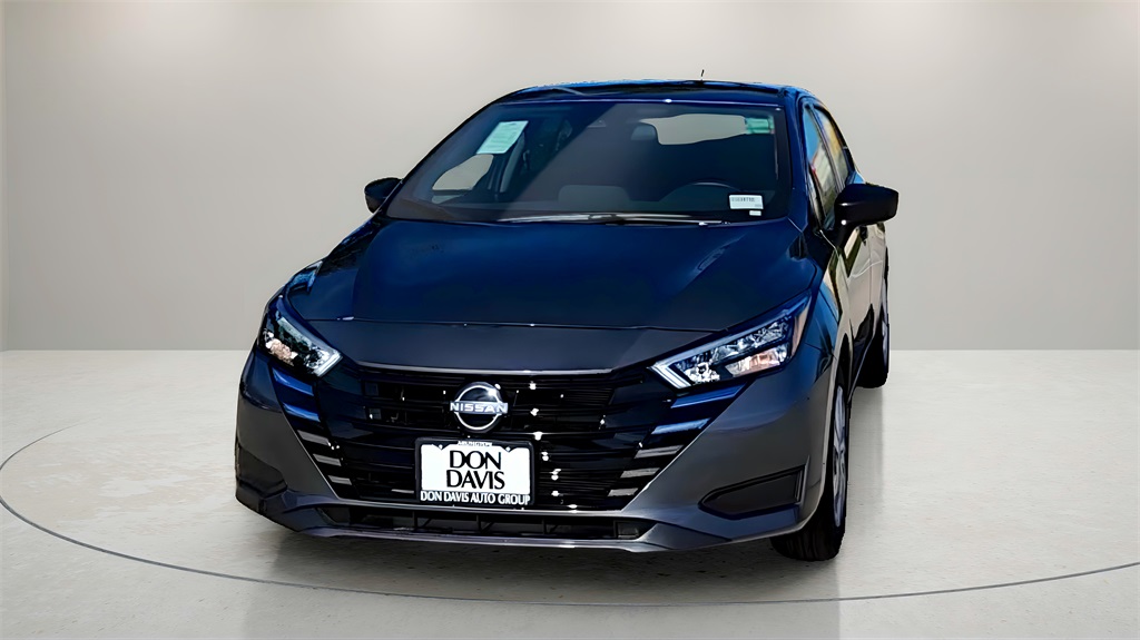 2025 Nissan Versa