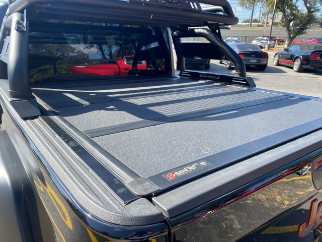 Used Car 2021 Jeep Gladiator  Mojave For Sale Under $40,000 In San Antonio, Texas