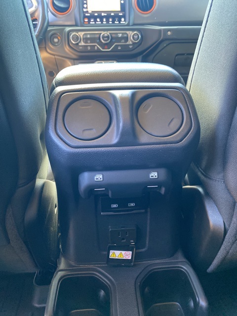 Used Car 2021 Jeep Gladiator  Mojave For Sale Under $40,000 In San Antonio, Texas